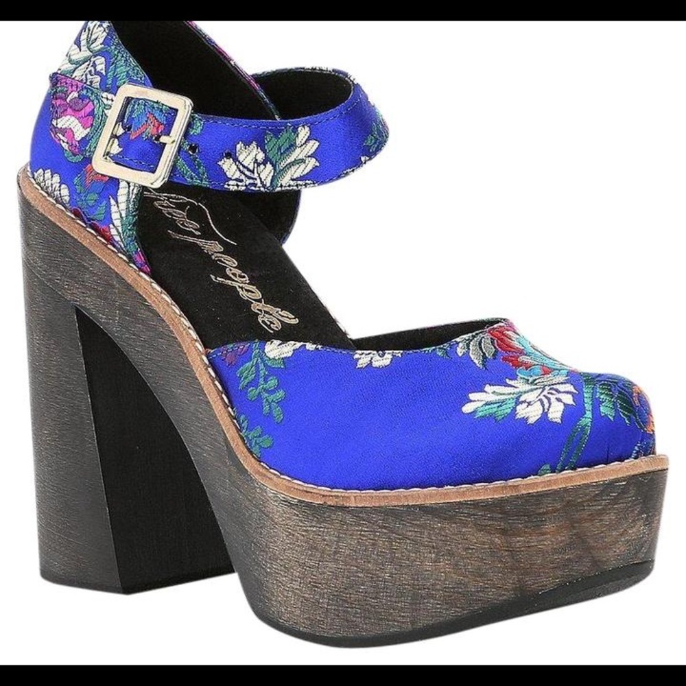NEW IN BOX Free People Starlet Platforms Heels - Picture 3 of 6